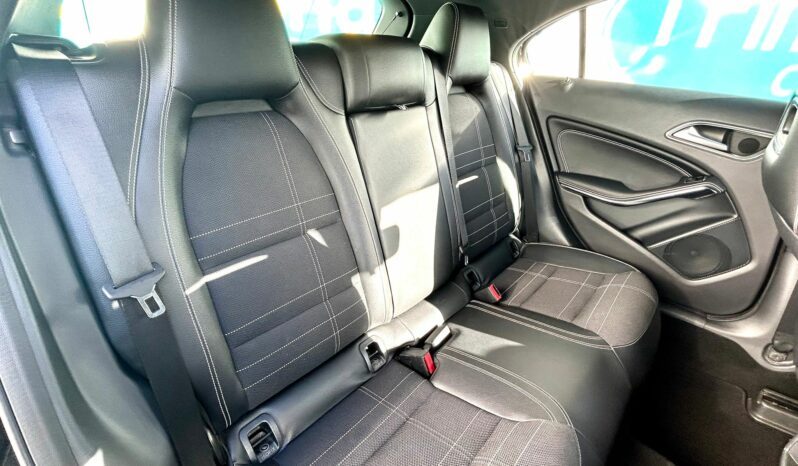 Mercedes-Benz A-Class 1.5 CDI A180 Sport, 2015, Manual, 5 Door Hatchback full