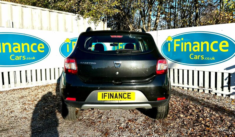 Dacia Sandero Stepway 0.9 TCe Laureate (s/s), 2016, Manual, 5 Door Hatchback full
