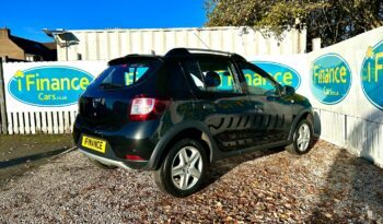 Dacia Sandero Stepway 0.9 TCe Laureate (s/s), 2016, Manual, 5 Door Hatchback full