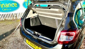 Dacia Sandero Stepway 0.9 TCe Laureate (s/s), 2016, Manual, 5 Door Hatchback full