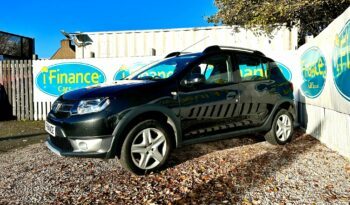 Dacia Sandero Stepway 0.9 TCe Laureate (s/s), 2016, Manual, 5 Door Hatchback full