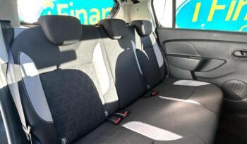 Dacia Sandero Stepway 0.9 TCe Laureate (s/s), 2016, Manual, 5 Door Hatchback full
