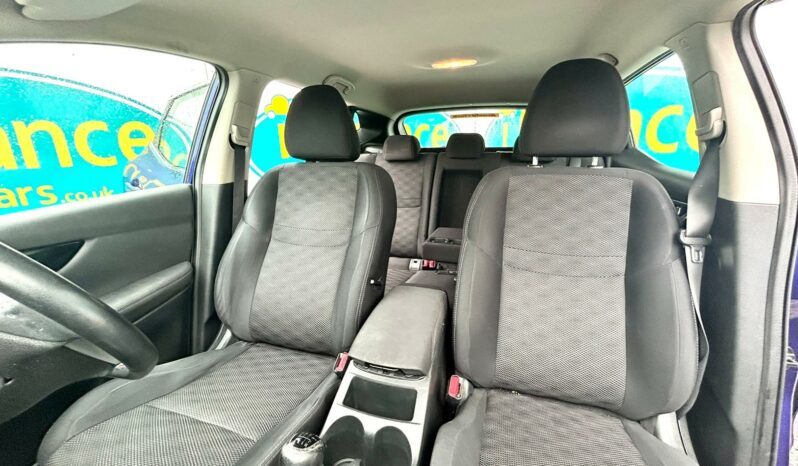 Nissan Qashqai 1.5 dCi Acenta (Smart Vision Pack) (Tech Pack), 2016, Manual, 5 Door Hatchback full