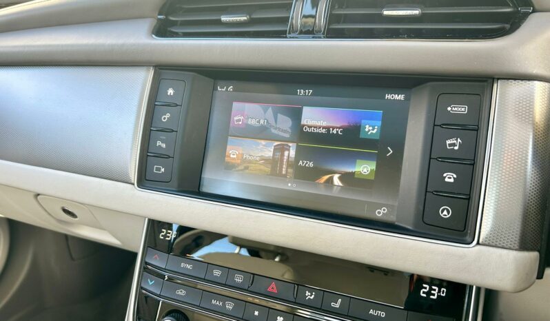 Jaguar XF 2.0 TD Portfolio (s/s), 2015, Automatic, 4 Door Saloon full