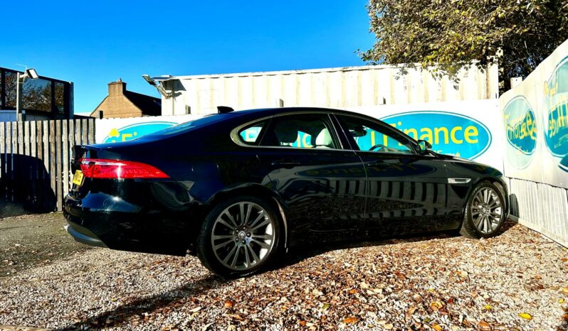 Jaguar XF 2.0 TD Portfolio (s/s), 2015, Automatic, 4 Door Saloon full