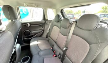 Mini Hatch 1.5 TD Cooper D (s/s), 2017, Manual, 5 Door Hatchback full