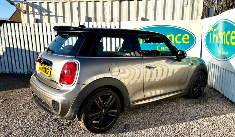 Mini Hatch 1.5 TD John Cooper Works, 2017, Manual, 3 Door Hatchback full
