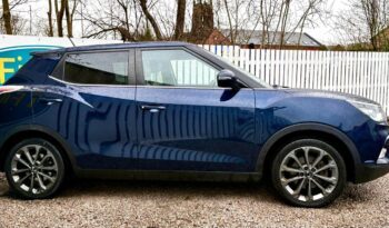 Ssangyong Tivoli 1.6 ELX (s/s), 2017, Manual, 5 Door Hatchback full