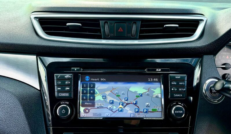 Nissan Qashqai 1.5 dCi N-Connecta, 2017, Manual, 5 Door Hatchback full