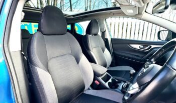 Nissan Qashqai 1.5 dCi N-Connecta, 2017, Manual, 5 Door Hatchback full