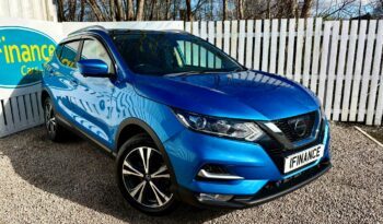 Nissan Qashqai 1.5 dCi N-Connecta, 2017, Manual, 5 Door Hatchback full