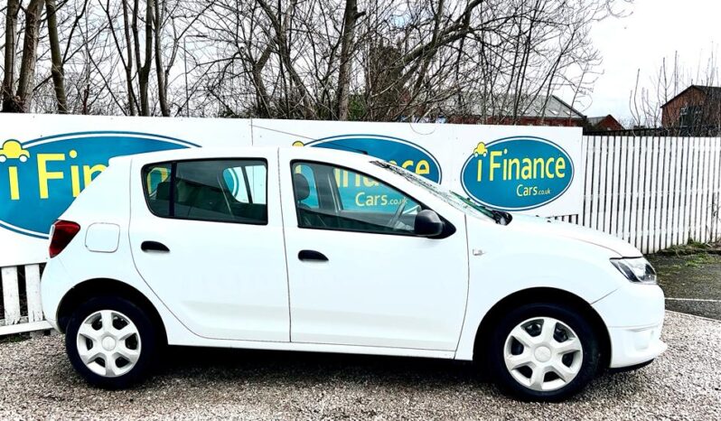 Dacia Sandero 1.5 dCi Ambiance (s/s), 2017, Manual, 5 Door Hatchback full