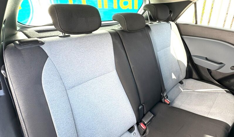 Hyundai i20 1.2 S Blue Drive ISG, 2016, Manual, 5 Door Hatchback full