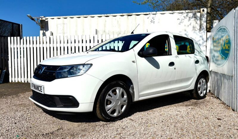 Dacia Sandero 1.5 dCi Ambiance (s/s), 2017, Manual, 5 Door Hatchback full
