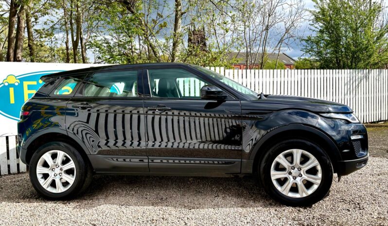 Land Rover Range Rover Evoque 2.0 Td4 SE TECH AWD (s/s), 2017, Automatic, 5 Door Estate full
