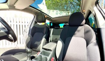 Nissan Qashqai 1.5 dCi N-Connecta, 2018, Manual, 5 Door Hatchback full