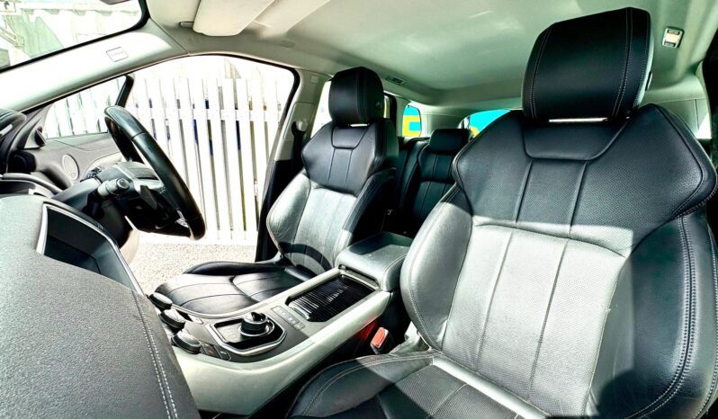 Land Rover Range Rover Evoque 2.0 Td4 SE TECH AWD (s/s), 2017, Automatic, 5 Door Estate full