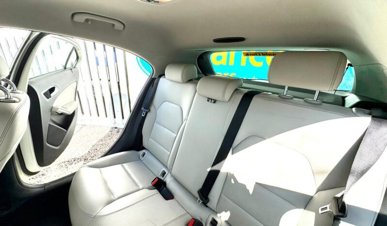 Mercedes-Benz A180 1.5 d Sport (Executive) (s/s), 2018, Manual, 5 Door Hatchback full