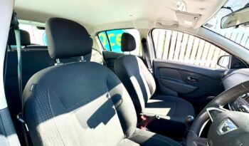 Dacia Sandero 1.5 dCi Ambiance (s/s), 2017, Manual, 5 Door Hatchback full