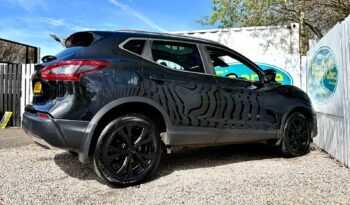 Nissan Qashqai 1.5 dCi N-Connecta, 2018, Manual, 5 Door Hatchback full