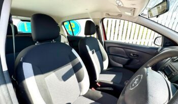 Dacia Sandero 1.2 16v Ambiance, 2016, Manual, 5 Door Hatchback full