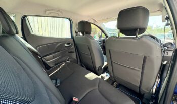 Renault Clio 1.5 dCi Dynamique Nav (s/s), 2017, Manual, 5 Door Hatchback full