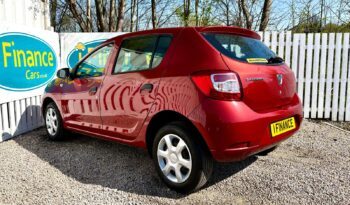 Dacia Sandero 1.2 16v Ambiance, 2016, Manual, 5 Door Hatchback full