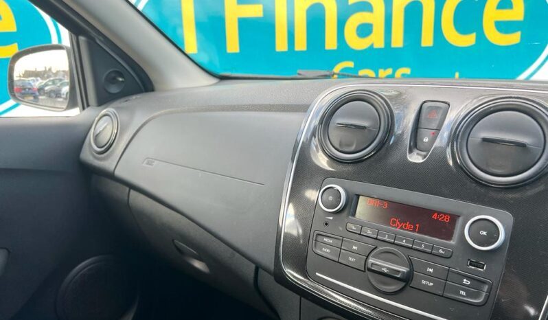 Dacia Sandero 1.5 dCi Ambiance (s/s), 2017, Manual, 5 Door Hatchback full