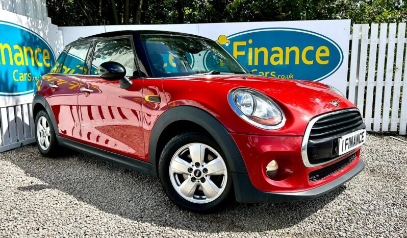 Mini Hatch 1.5 TD Cooper D Series II (s/s), 2018, Manual, 5 Door Hatchback full