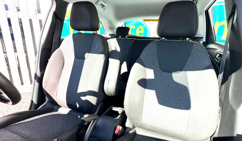 Vauxhall Crossland X 1.2 SE NAV, 2017, Manual, 5 Door Hatchback full