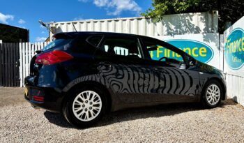 Kia Ceed 1.6 CRDi ISG 1, 2017, Manual, 5 Door Hatchback full