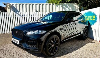 Jaguar F-Pace 2.0 i4D R-Sport AWD (s/s), 2017, Automatic, 5 Door Estate full