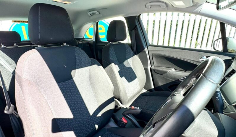 Vauxhall Crossland X 1.2 SE NAV, 2017, Manual, 5 Door Hatchback full