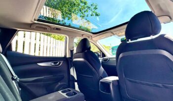 Nissan Qashqai 1.5 dCi N-Connecta, 2017, Manual, 5 Door Hatchback full