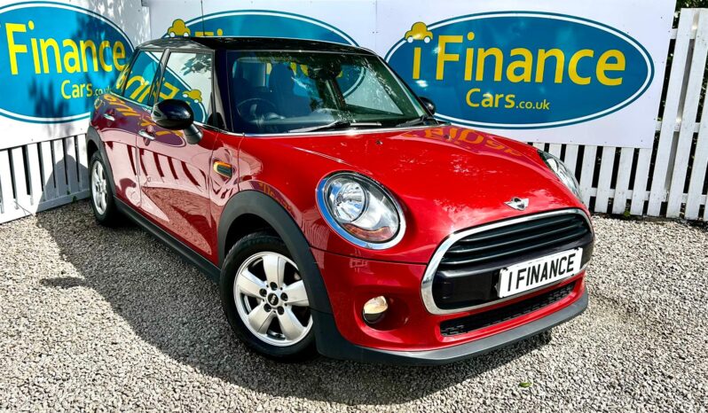 Mini Hatch 1.5 TD Cooper D Series II (s/s), 2018, Manual, 5 Door Hatchback full