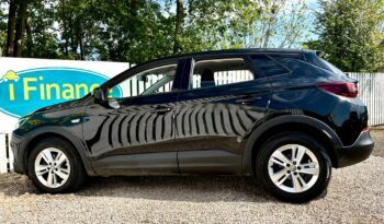 Vauxhall Grandland X 1.6 CDTi SE ecoTEC BlueInjection S (s/s), 2018, Manual, 5 Door Hatchback full