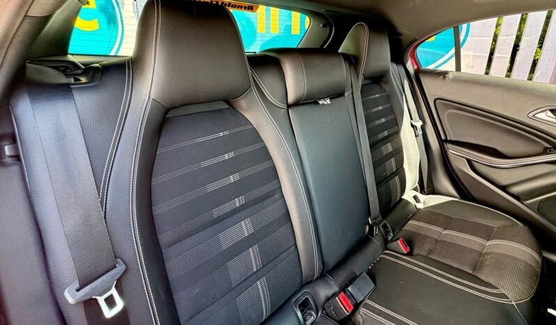 Mercedes-Benz A200 2.1 d Sport (s/s), 2018, Manual, 5 Door Hatchback full