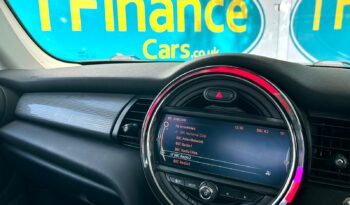Mini Hatch 1.5 TD Cooper D Series II (s/s), 2018, Manual, 5 Door Hatchback full