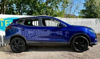 Nissan Qashqai 1.5 dCi N-Connecta, 2017, Manual, 5 Door Hatchback full