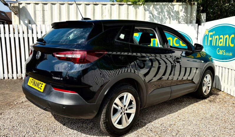 Vauxhall Grandland X 1.6 CDTi SE ecoTEC BlueInjection S (s/s), 2018, Manual, 5 Door Hatchback full