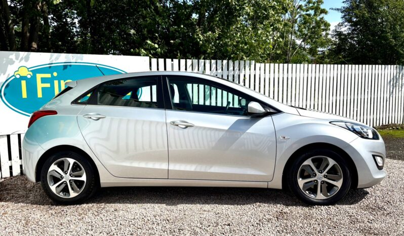 Hyundai i30 1.6 SE, 2016, Automatic, 5 Door Hatchback full