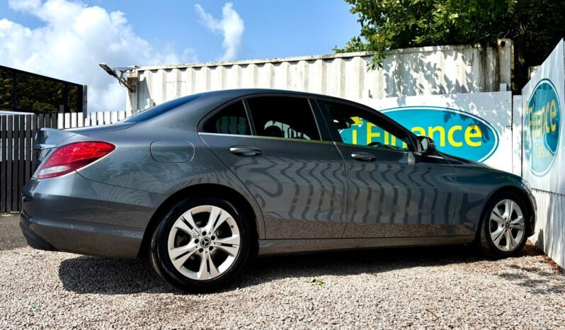 Mercedes-Benz C220d 2.1d SE Executive Edition (s/s) 9G-Tronic, 2018, Automatic, 4 Door Saloon full