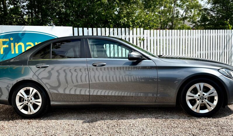 Mercedes-Benz C220d 2.1d SE Executive Edition (s/s) 9G-Tronic, 2018, Automatic, 4 Door Saloon full