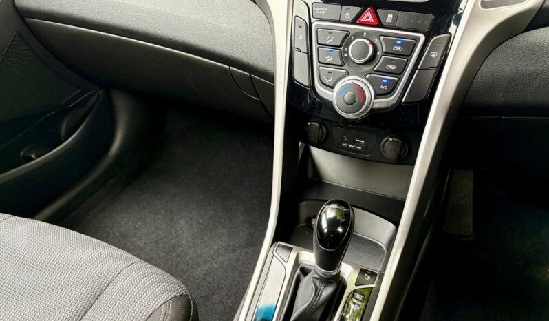 Hyundai i30 1.6 SE, 2016, Automatic, 5 Door Hatchback full