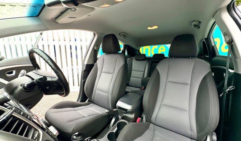 Hyundai i30 1.6 SE, 2016, Automatic, 5 Door Hatchback full