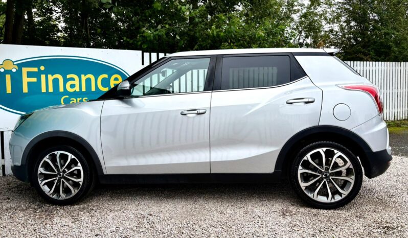 Ssangyong Tivoli 1.6 ELX (s/s), 2018, Manual, 5 Door Hatchback full