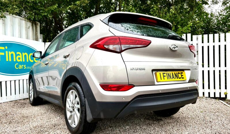 Hyundai Tucson 1.7 CRDi Blue Drive SE Nav, 2017, Manual, 5 Door Estate full