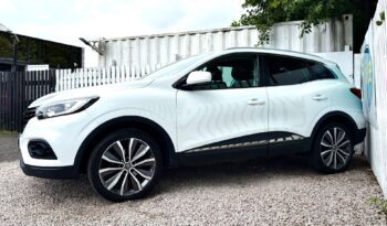 Renault Kadjar 1.3 TCe Iconic, 2019, Manual, 5 Door Hatchback full