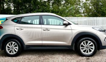 Hyundai Tucson 1.7 CRDi Blue Drive SE Nav, 2017, Manual, 5 Door Estate full