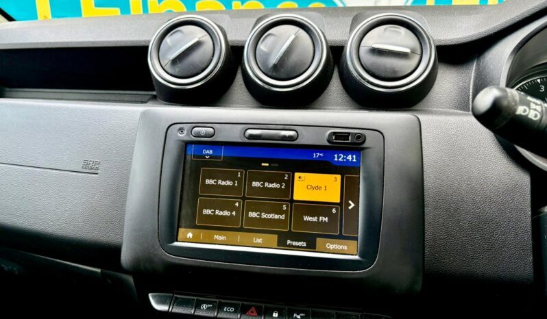 Dacia Duster 1.3 TCe Comfort (s/s), 2020, Manual, 5 Door Hatchback full